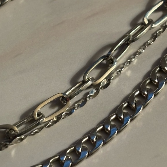 🛍️3/$15🛍️ Express Silver Tone Layered Necklace 14”-18”+2” - Picture 7 of 11